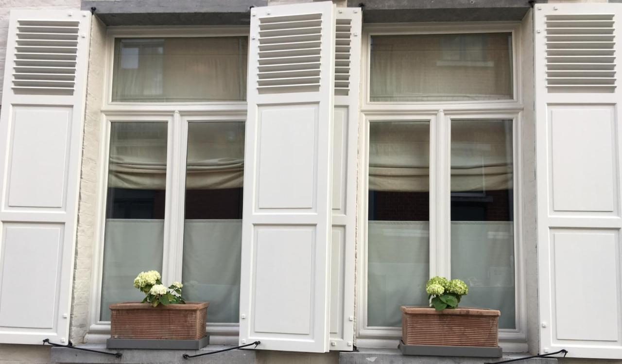 Blue Alice Brussels Aparthotel Esterno foto